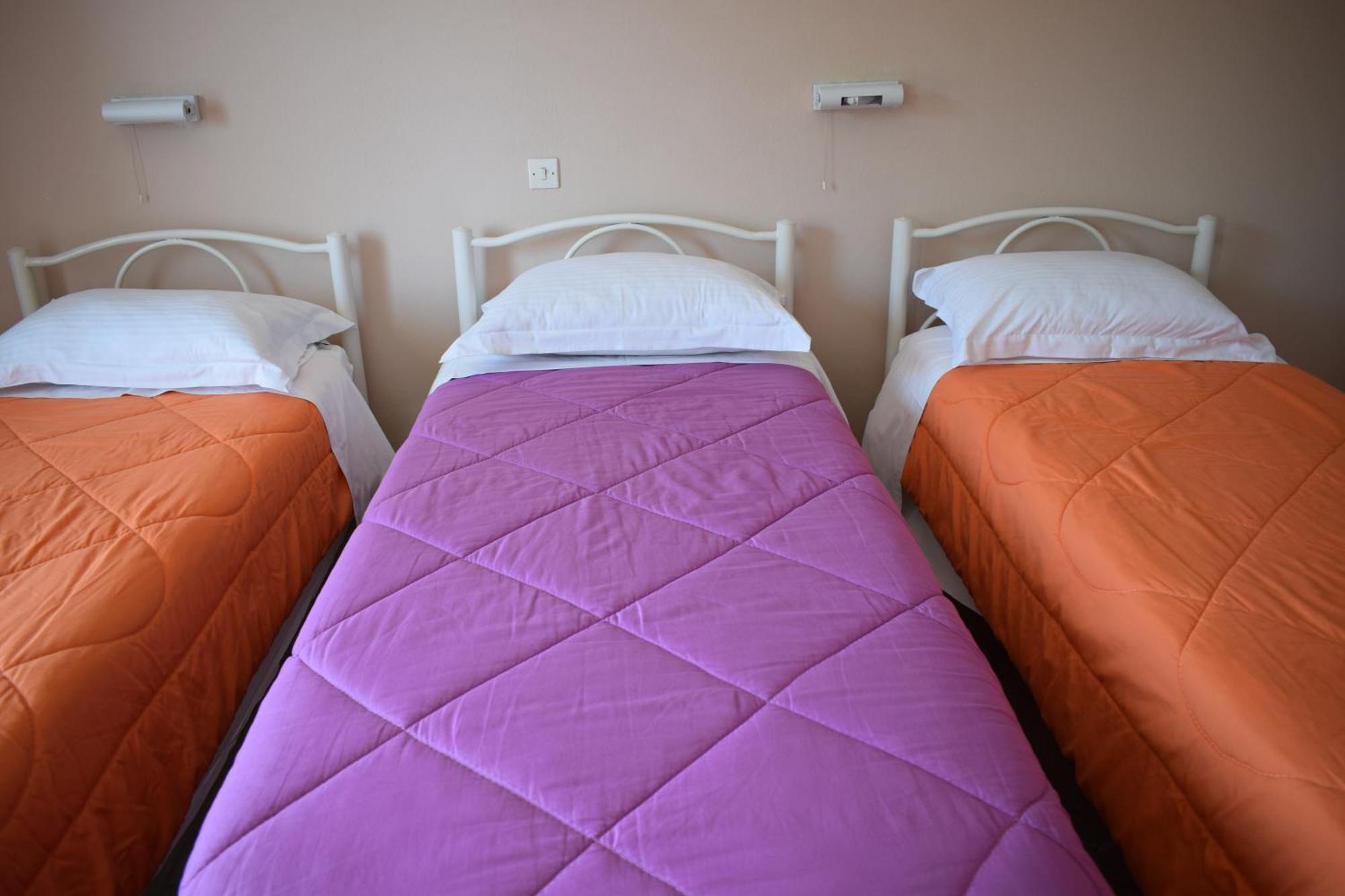 بينيتسيس Rising Sun Apartments & Studios الغرفة الصورة